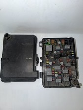 2008-2010 Chevy Cobalt Engine Fuse Box Assemb...