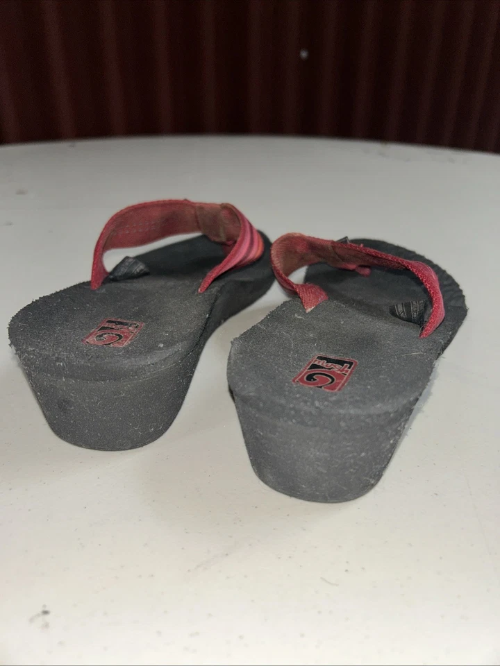 Teva Mujer Mush II Chanclas Sandalia con Correa Rayas Rojas Talla US 8 Mujer Foto 4 de 4