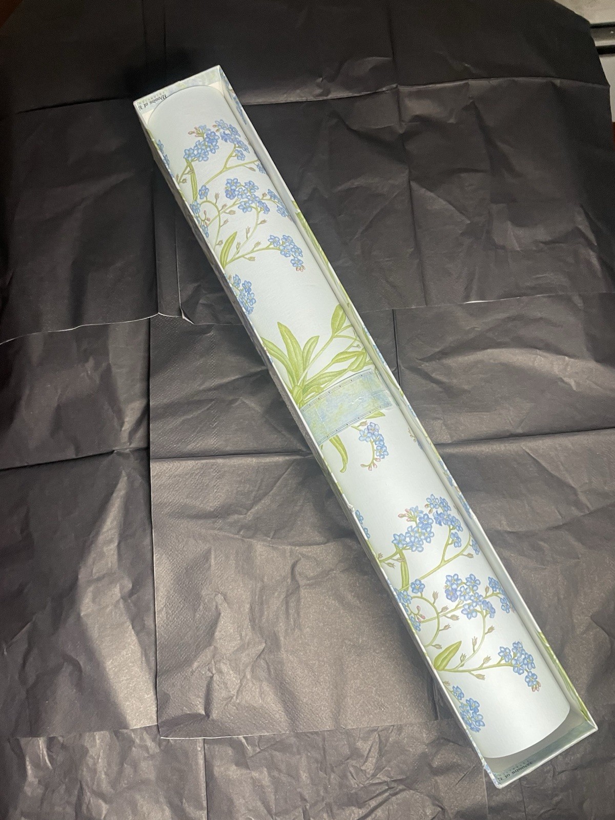 Crabtree & Evelyn Scented Floral Paper Drawer Liner 18x18in White Blue Green