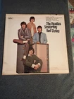 THE BEATLES Yesterday And Today 1966 Mono Vinyl LP  T-2553..VG