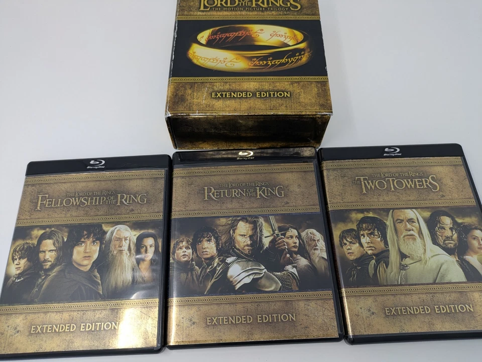 The Lord of the Rings: Extended Trilogy (Blu-ray Disc, 2011, 15-Disc Set) - Image 3 of 4