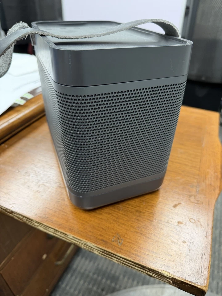 Bang and Olufsen Beolit 17 Foto 2 de 4