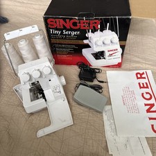 Singer Tiny Serger TS380A Overedging Machine ...