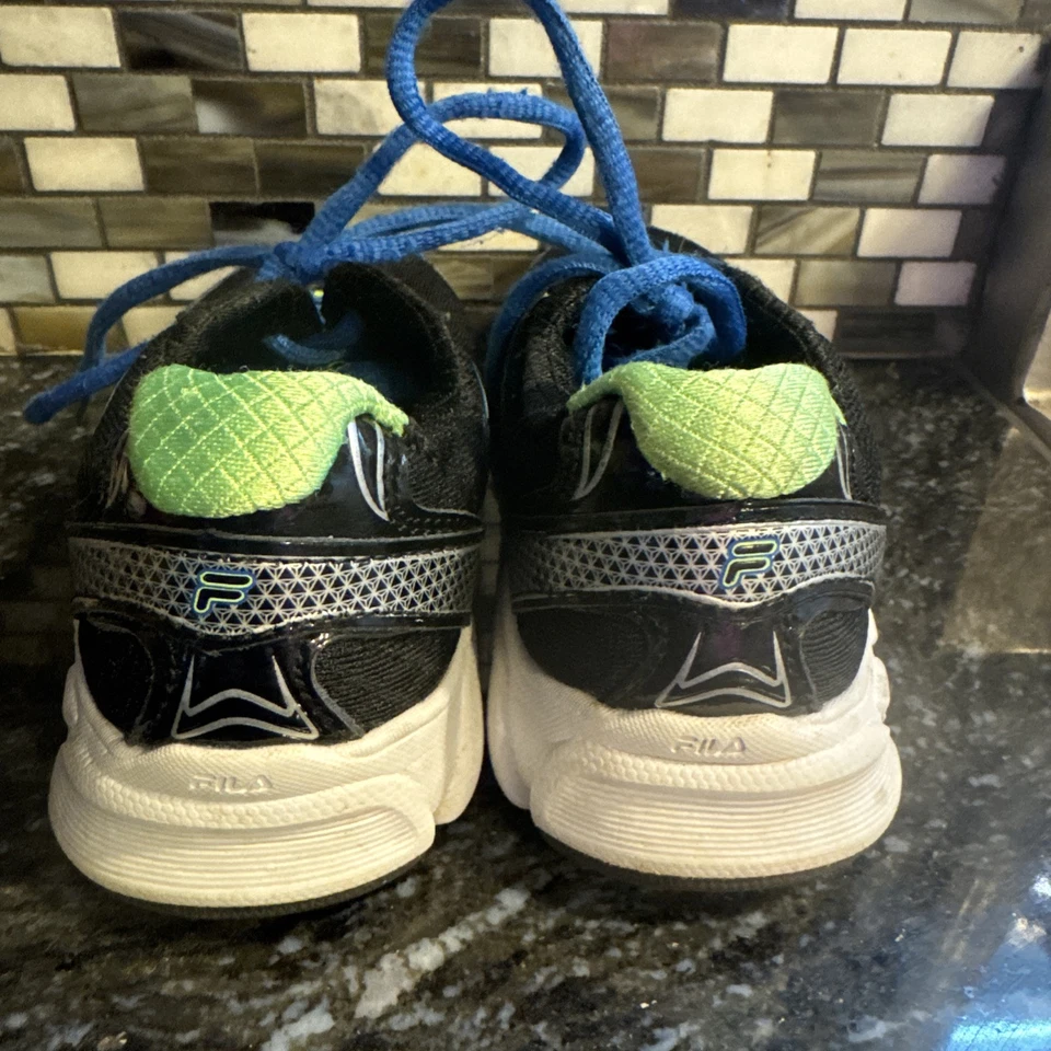 Talla 13- Zapatilla Deportiva Unisex Fila Negra Verde Azul Foto 3 de 4