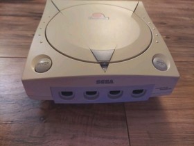 SEGA Dreamcast Home Console Bundle w/ 2 Controllers - White & Blue