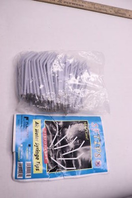 (150-Pk) Plasdent AcuTips Disposable Universal Air/Water Syringe Tips TST-MT