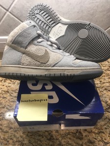 nike sb dunk high tauntaun