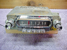1962 Ford Galaxie Am Radio - Plays Well - Model 2tmx