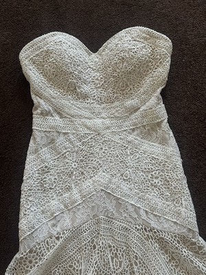 Atemberaubendes creme/elfenbein Spitze A Linie Brautkleid Größe 10