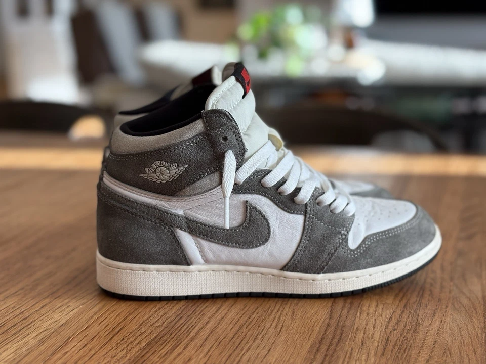 Nike Air Jordan 1 Retro High OG Washed Gray Suede FD1437-051 6.5Y 8.5 Women’s - Image 4 of 4