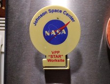 Vintage NASA Johnson Space Center VPP "STAR" Worksite Magnet Clip Memo Holder