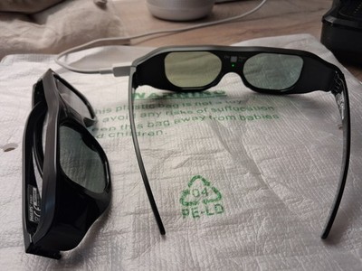 Philips PTA507/00 3D Max Aktiv-Brille  (2-Spieler Fullscreen Gaming)