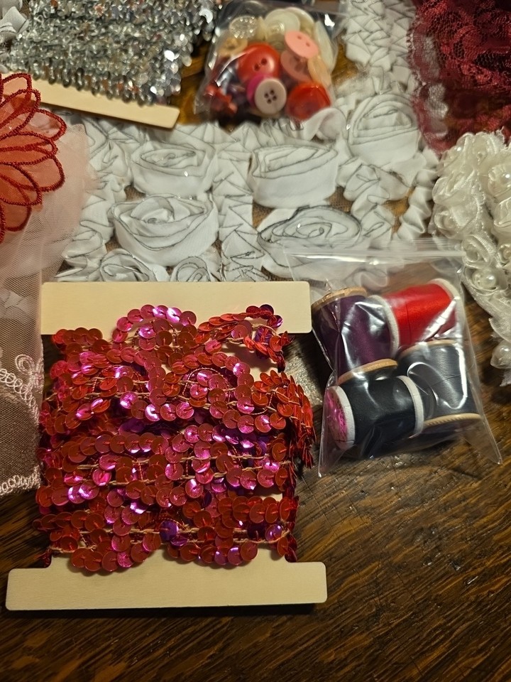 Mixed Lace, Trim, Buttons, Embellishments, Sequins, Applique, Fabric ...