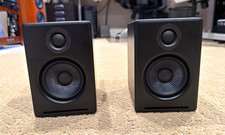 Audioengine 2 Bookshelf Speakers Pair 2.0 Wired Black RCA  3.5mm Inputs