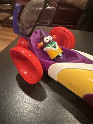 VTG Blue Box Veggie Tales Larry Boy Figure & Larry-Mobile Car  - Works!!
