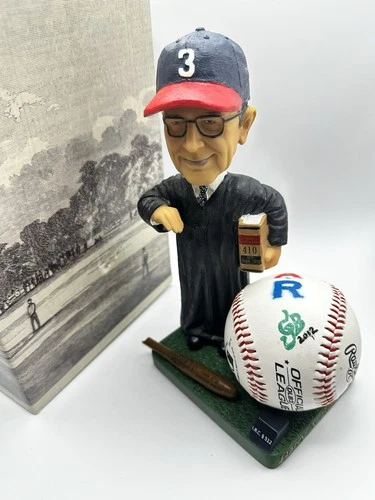 Harry A. Blackmun GREEN BAG Bobblehead Scotus Supreme Court Justice w/ Baseball