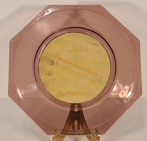 Grande assiette souvenir ancienne octogonale en verre rose foire d'Allentown vers 1912 - Photo 11/18