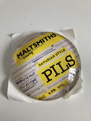 Runde 3D Bier Pumpe Abzeichen Fischaugen Linse Malzschmiede Bayerischer Stil Pillen NEU