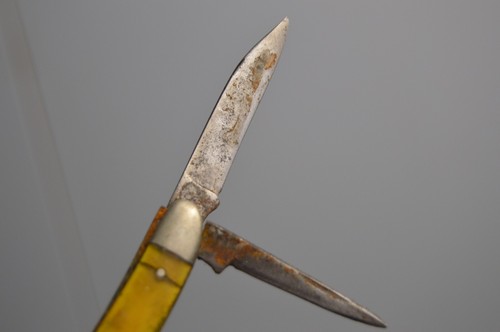Vintage Ka-Bar Pocket Knife Yellow Handle Fishing Hunting - Picture 6 of 9