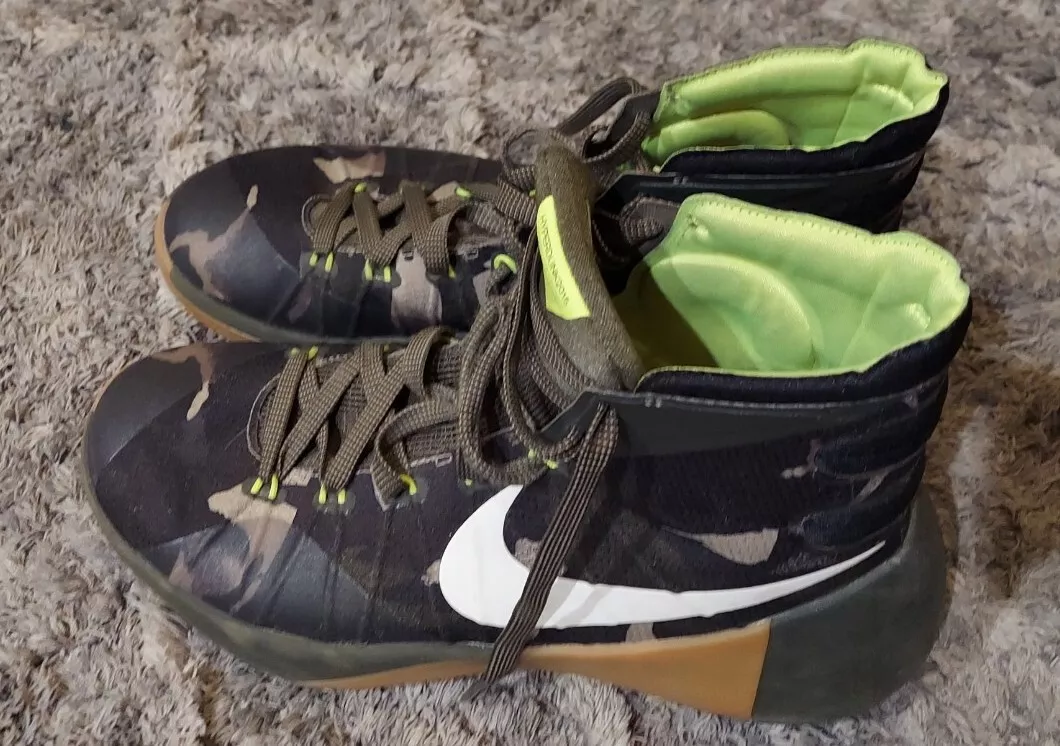 Green hyperdunks shop