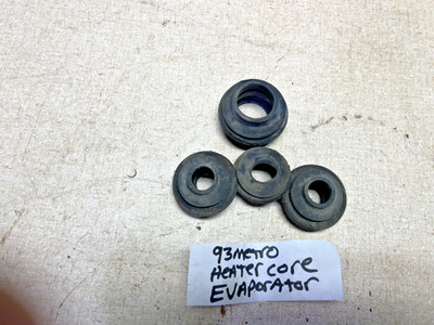 89 90 91 92 93 94 GEO METRO HEATCORE EVAPORATOR FIREWALL GROMMETS