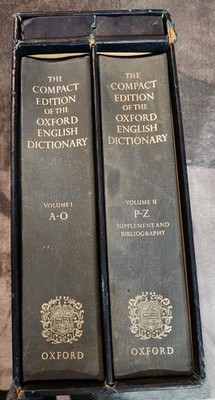 The Compact Edition of Oxford English Dictionary Slipcase Magnifying Glass 1982