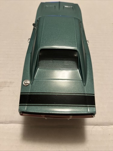 1969 Dodge Charger R/T Built Plastic Model By Revell Monogram 1997 Custom 1/25 - Picture 7 of 17
