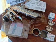 DeVilbiss- JGA 502 Pressure Paint spray gun 704 765 binks