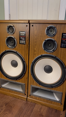 Vintage RARE Technics Model SB-2860 Stereo 3-way Speaker System