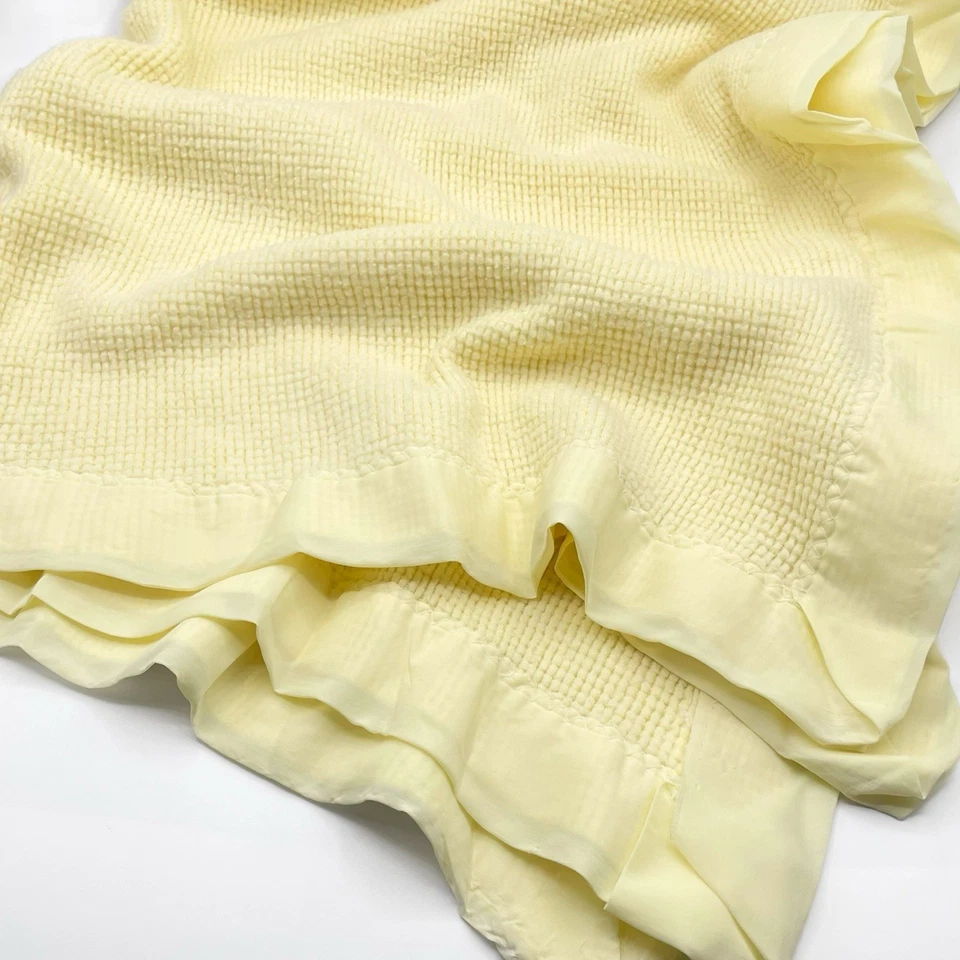 Manta Térmica Bebé Morgan Vintage Amarillo Tejido Waffle Nylon Borde Acogedora EE. UU. Foto 2 de 4