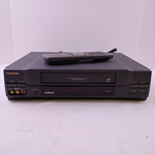 Toshiba M-661 4-Head VHS VCR Video Cassette Player Recorder with Remote Untested