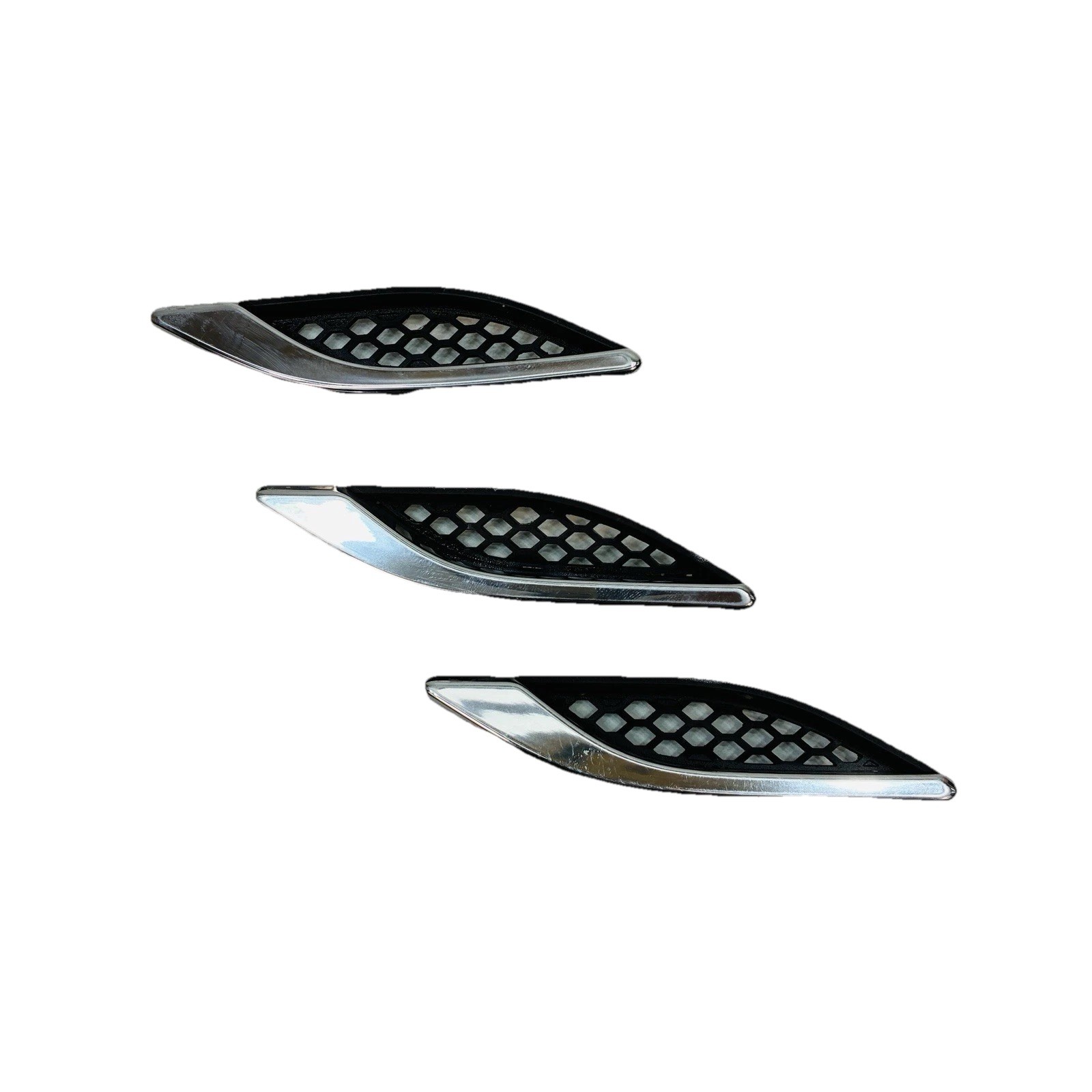 2014-2019 MASERATI GHIBLI SQ4 LEFT DRIVER FRONT FENDER VENT GRILL TRIM x3 OEM