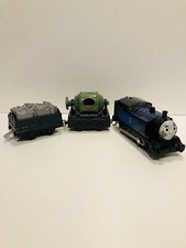Thomas & Friends Trackmaster  Motorised Steelworks Thomas + Trucks track master