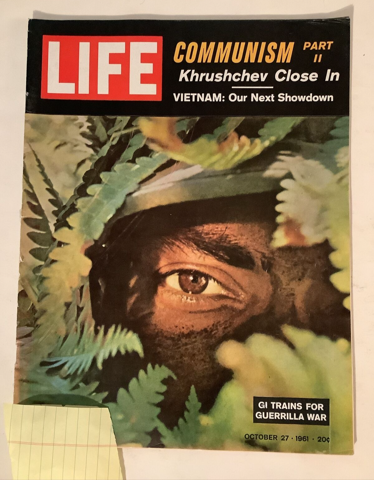 LIFE Magazine COMMUNISM RED Vintage Volume 51 #17 October Issue 1961 1960s