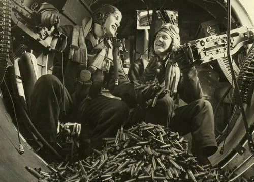 B17 Flying Fortress Waist Gunners Crew Print WW2 WWII 4x6 #1001# - Picture 1 of 1