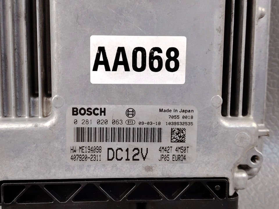 Mitsubishi Fuso Canter 3.0 Engine ECU 4M50T 4M42T 0281020063 ME194098 4079202311 - Image 3 of 4