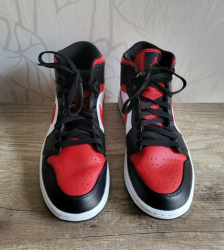 Nike Air Jordan 1 Mid "Bred Toe" Black Fire Red 554724-079 Schuhe Sneaker Gr. 44 - Bild 1 von 9