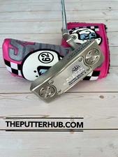 *NEW* Scotty Cameron MOTO Squareback 2 34.5in Putter- Pink Camo Grip
