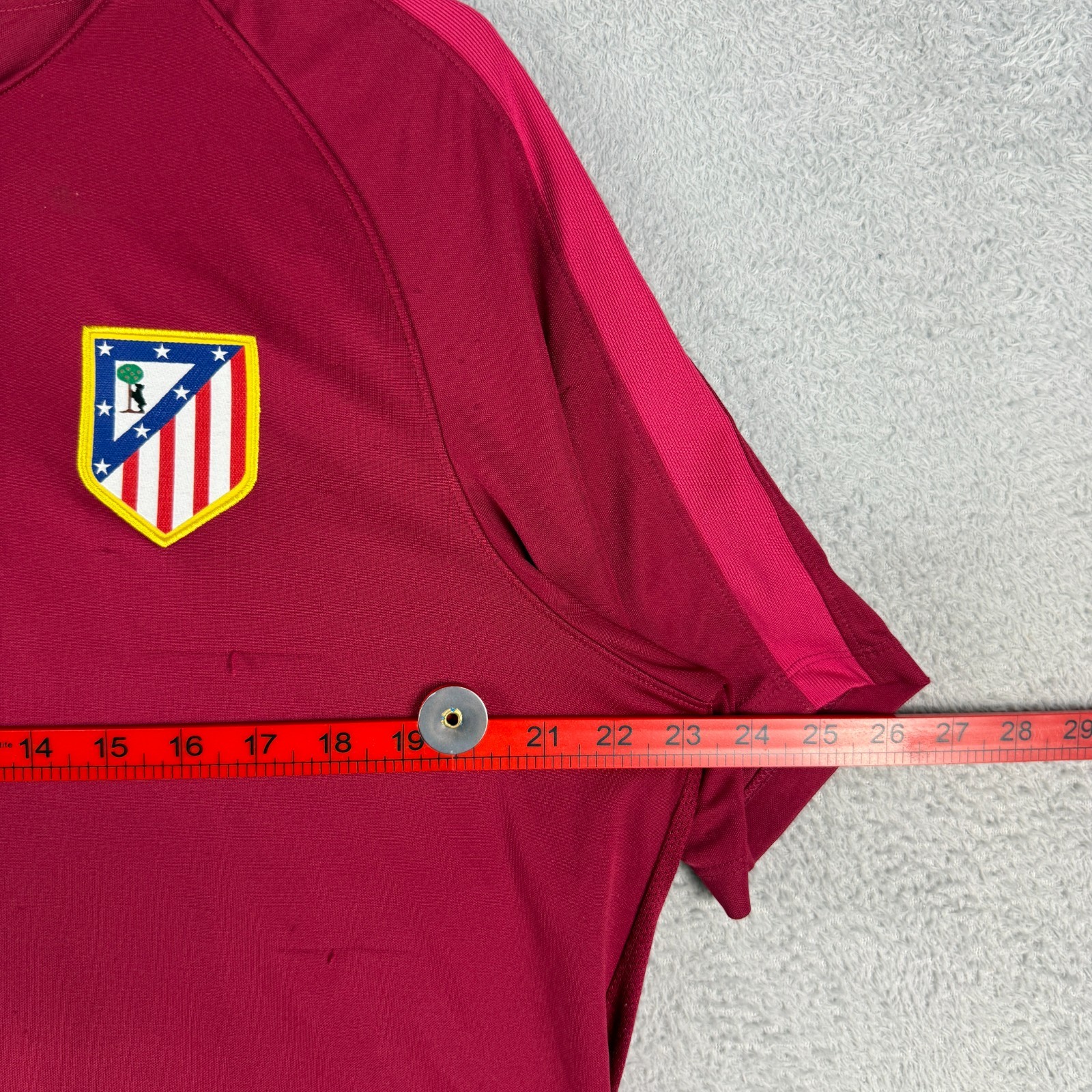 Vintage Nike Atletico Madrid 2016-2017 Burgundy Size XL Training Football Shirt image 10