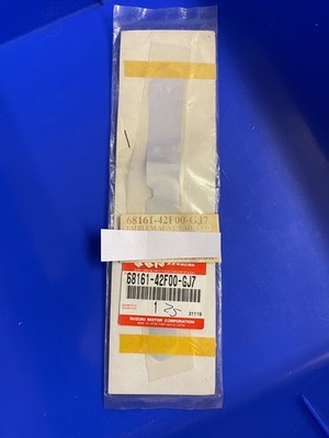 Suzuki GSX1400 02-07 Emblem Sitz Heckdeckel Original 68161-42F00-GJ7