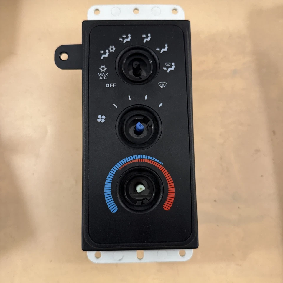 Climate Control Module HS-364 5015734AA For Dodge Ram 1500 2000-2001 W/AC Black - Image 2 of 4