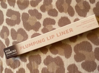 KYLIE Cosmetics Plumping Lip Liner - 635 PECAN