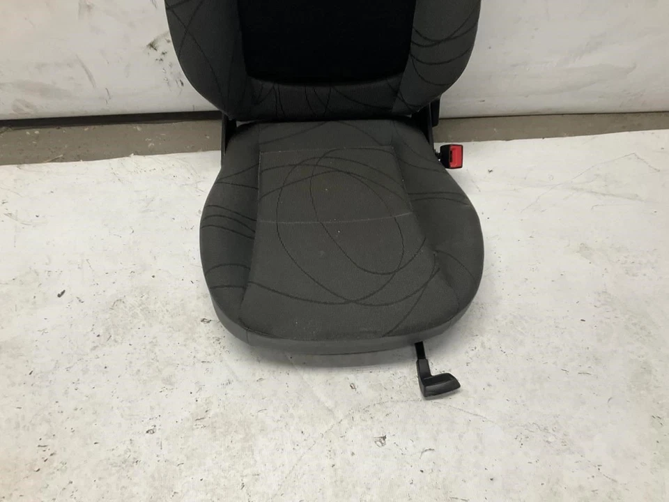 08-16 Smart Fortwo Front Right Passenger Seat T Foto 4 de 4