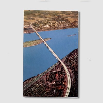 Postcard Pennsylvania Turnpike Susquehanna River Highspire Howard Johnson F134