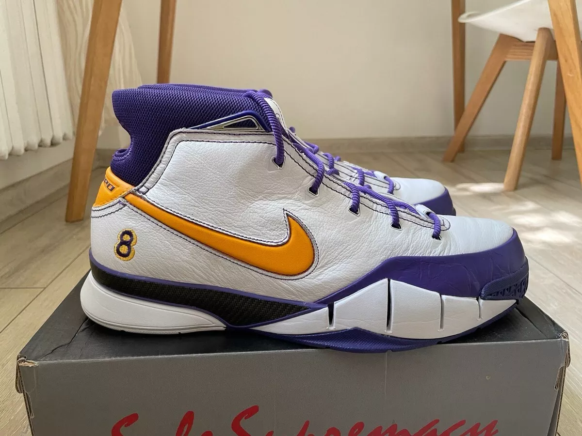 NIKE KOBE 1 PROTRO THINK 16 CLOSE OUT LAKERS US 13.5 DS 100% AUTHENTIC