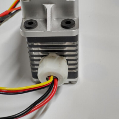 Radio-controlled cars 1/5 RC Car Hitec 110kgf Torque Servo (HS