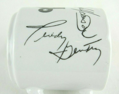 Vtg. 1980's Alabama Band White Coffee Cup Autographed Collectible Country Music - Picture 12 of 12