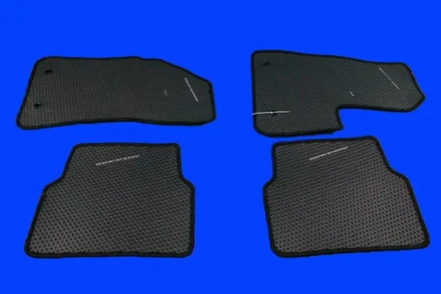 正品 Mopar 道奇复仇者地毯垫 82213151AB — 第 3/4 张图片