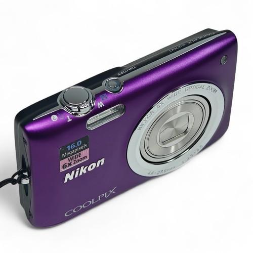 Nikon COOLPIX S2700 16.0MP Digital Camera Purple 6x Optical Zoom Boxed Very Good - Picture 6 of 9