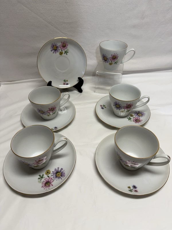 Vintage EPIAG Fine Bohemian China 5 Saucers/teacups Wind Flower Czechoslovakia